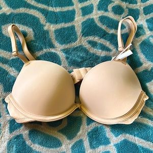 Victoria’s Secret 32A Beige PINK Wear Everywhere Super Push Up Bra NWT